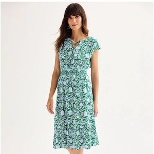 NWT Sonoma Floral Green Midi Dress • Size Large • Smocked Waist